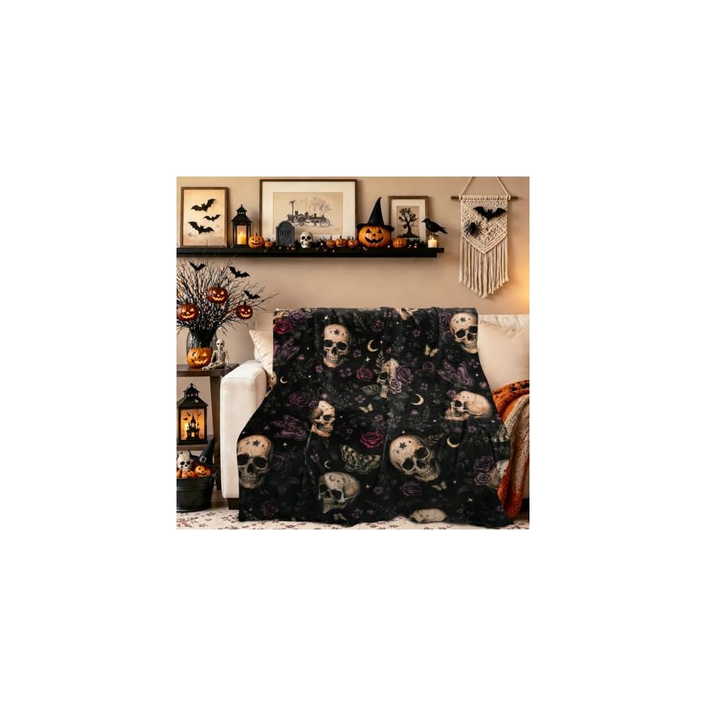 50"x60" Fall Pumpkin Maple Leaf Throw Blanket, Red Brown Soft Flannel Fleece Blanket, Warm Cozy Thanksgiving Harvest Decorative Blanket for Sofa Couch Chair, Fall Home Gift for Family Friends